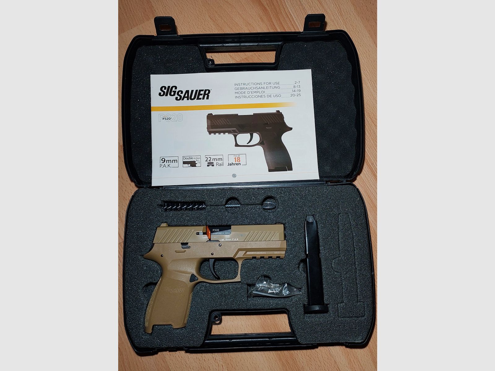 SIG SAUER P320 TAN SRS-PISTOLE 9MM P.A.K. (PTB 1038) NOWY