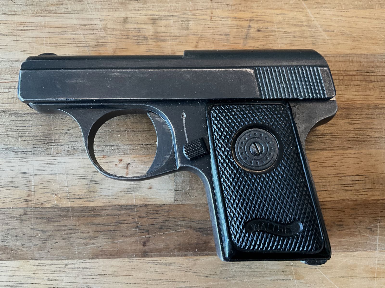 Walther Modell 9