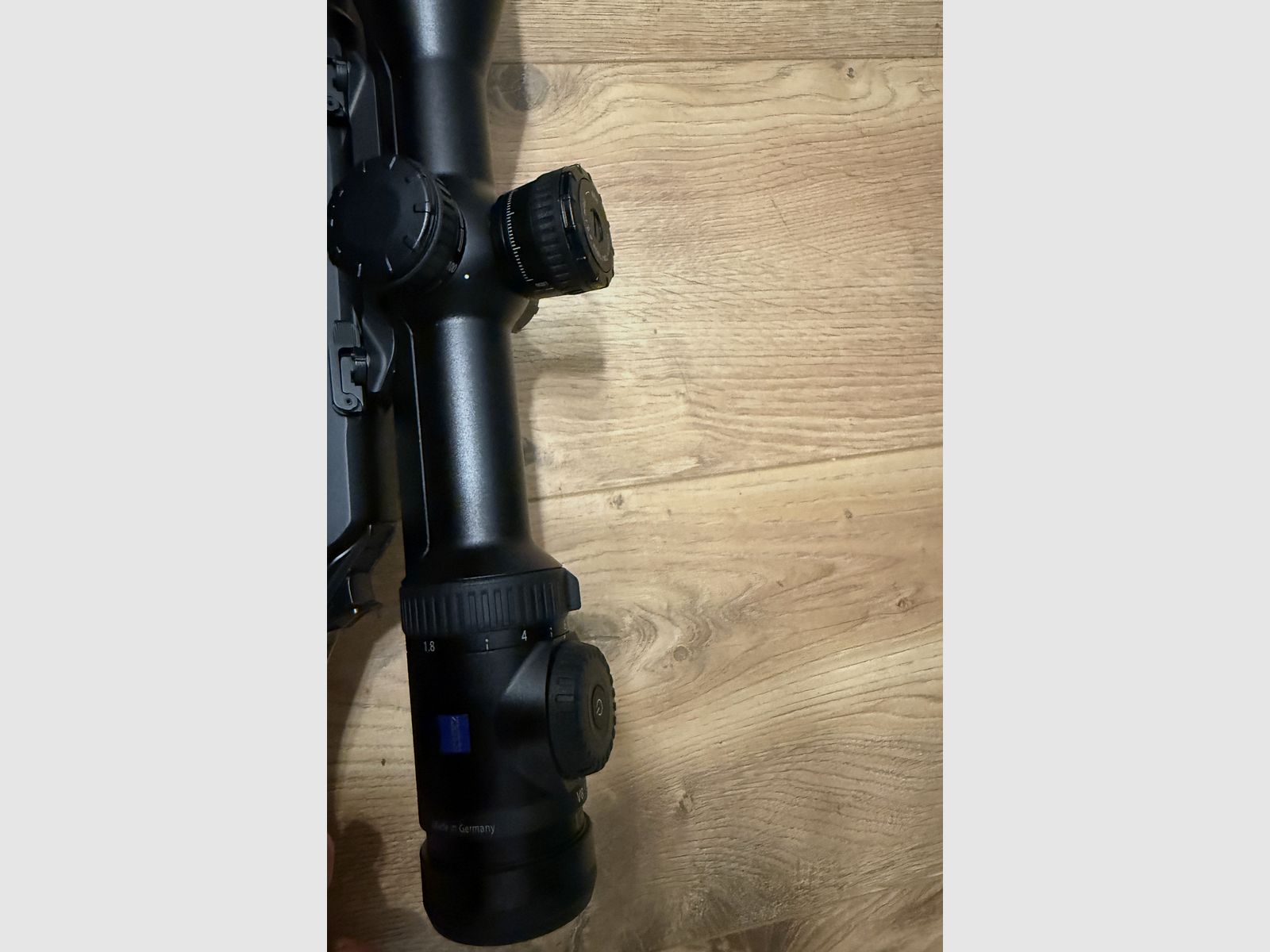 Zielfernrohr Zeiss V8 1,8-14x50 Schiene ASV Flip Cover neuwertig