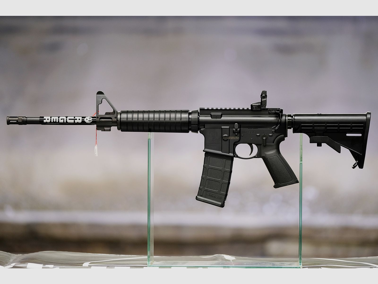 Ruger AR-556, immagine 2 di 4