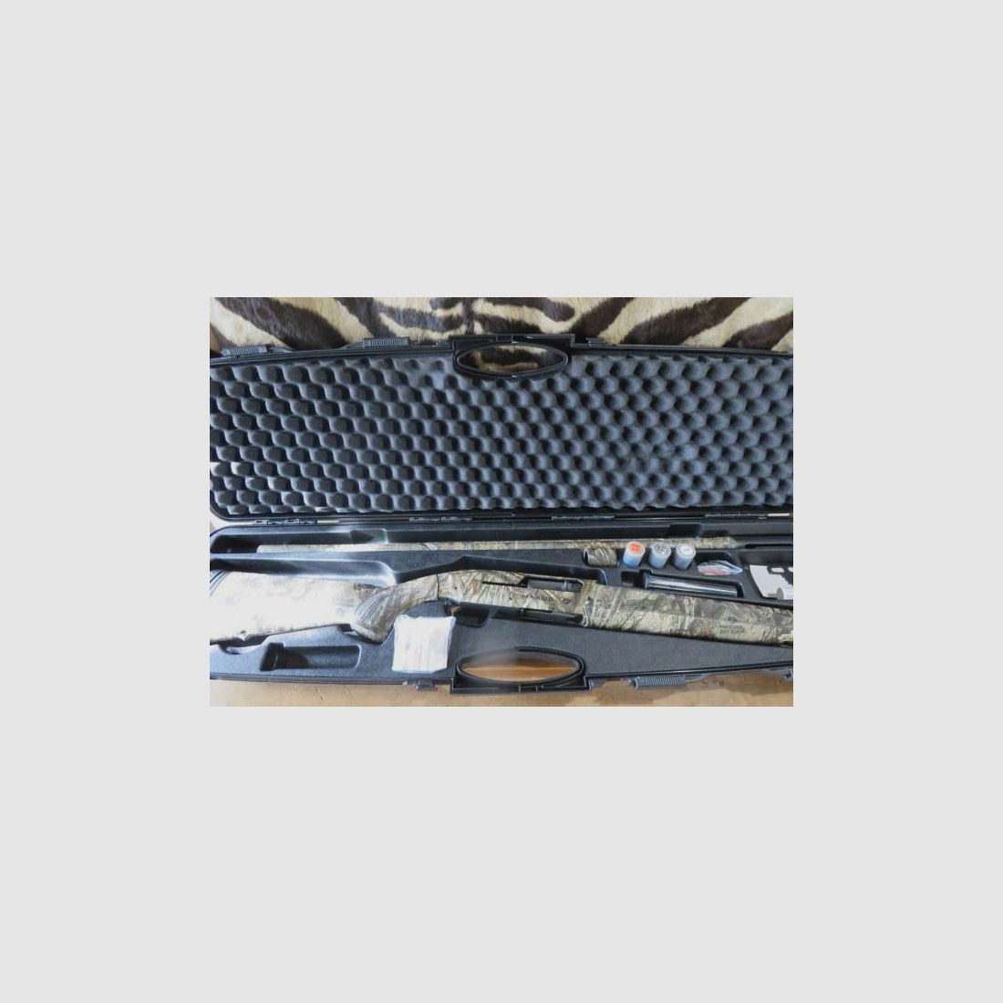 BROWNING Maxus Camo Duck Blind Flinte Kal. 12/89 Lauf 76 cm 5 Chokes – Waffenkoffer, Bild 10 von 10