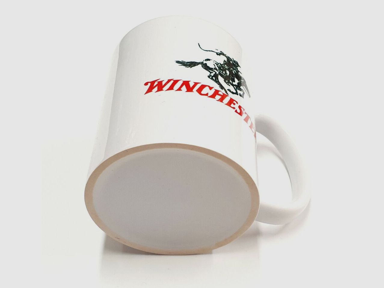 Winchester Tasse, Merch