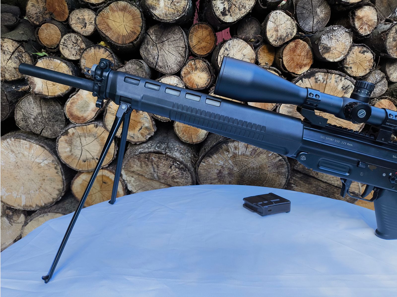 Sig 550 Sport .223 Rem. mit Hawke Sidewinder 30 SF 6-24x56 SR-PRO
