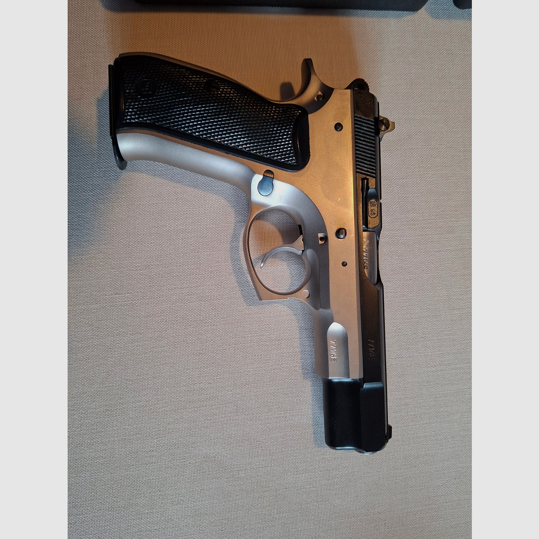 Brünner CZ75 9mm with interchangeable system 22lr.