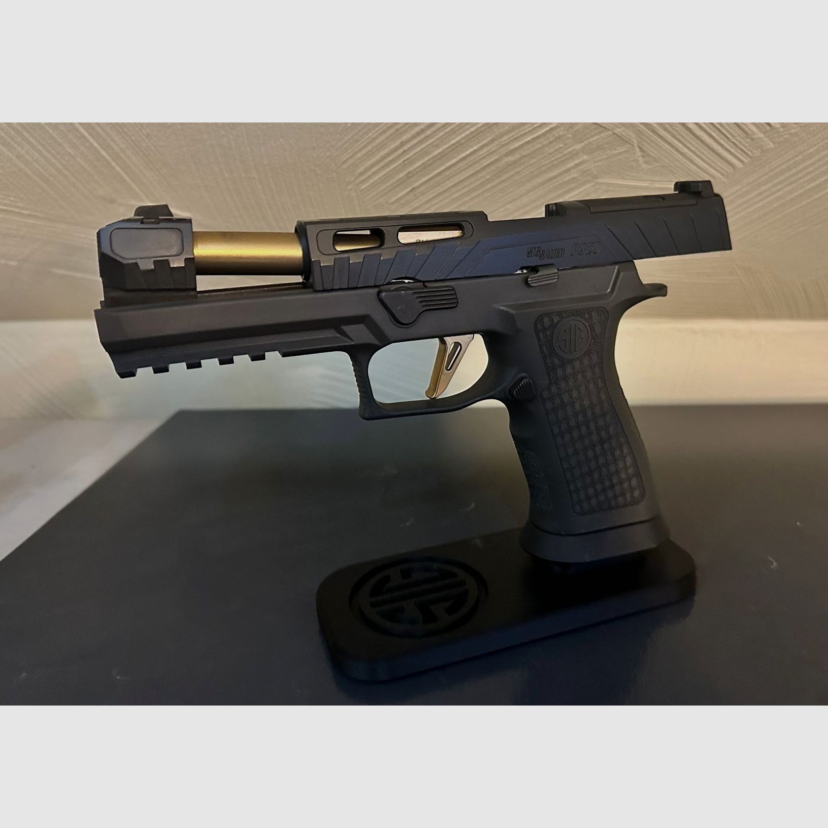 Sig Sauer P320 Spectre Comp