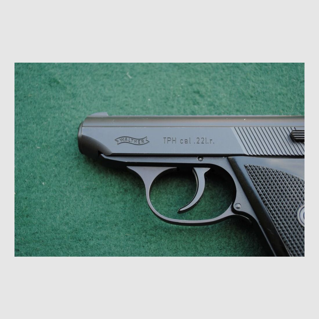 Walther Mod. TPH, twee originele magazines met schoen