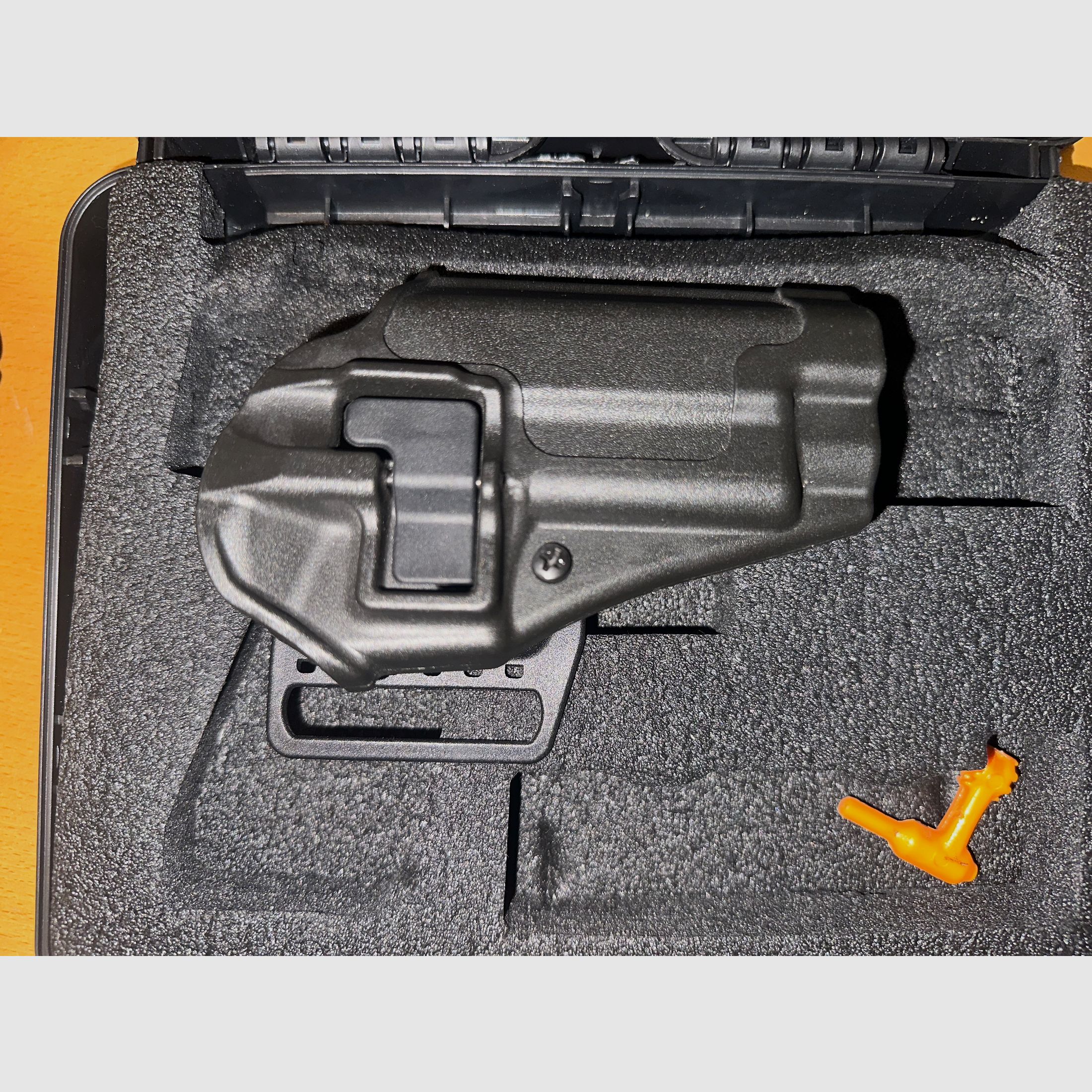  SIG Sauer Ha.Pistol 9mmLuger SIG Sauer P226 US Navy-SEALS (9mmPara/9x19) and HOLSTER