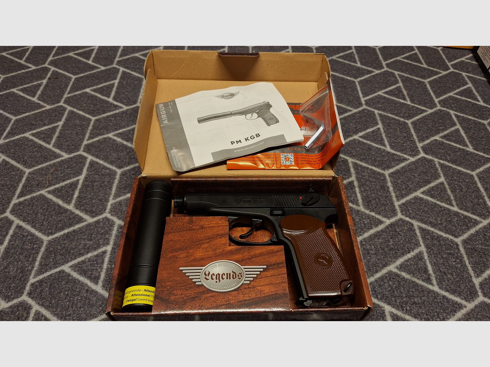 Umarex Legends PM KGB - Pistola Co2 4,5 mm NUOVA!