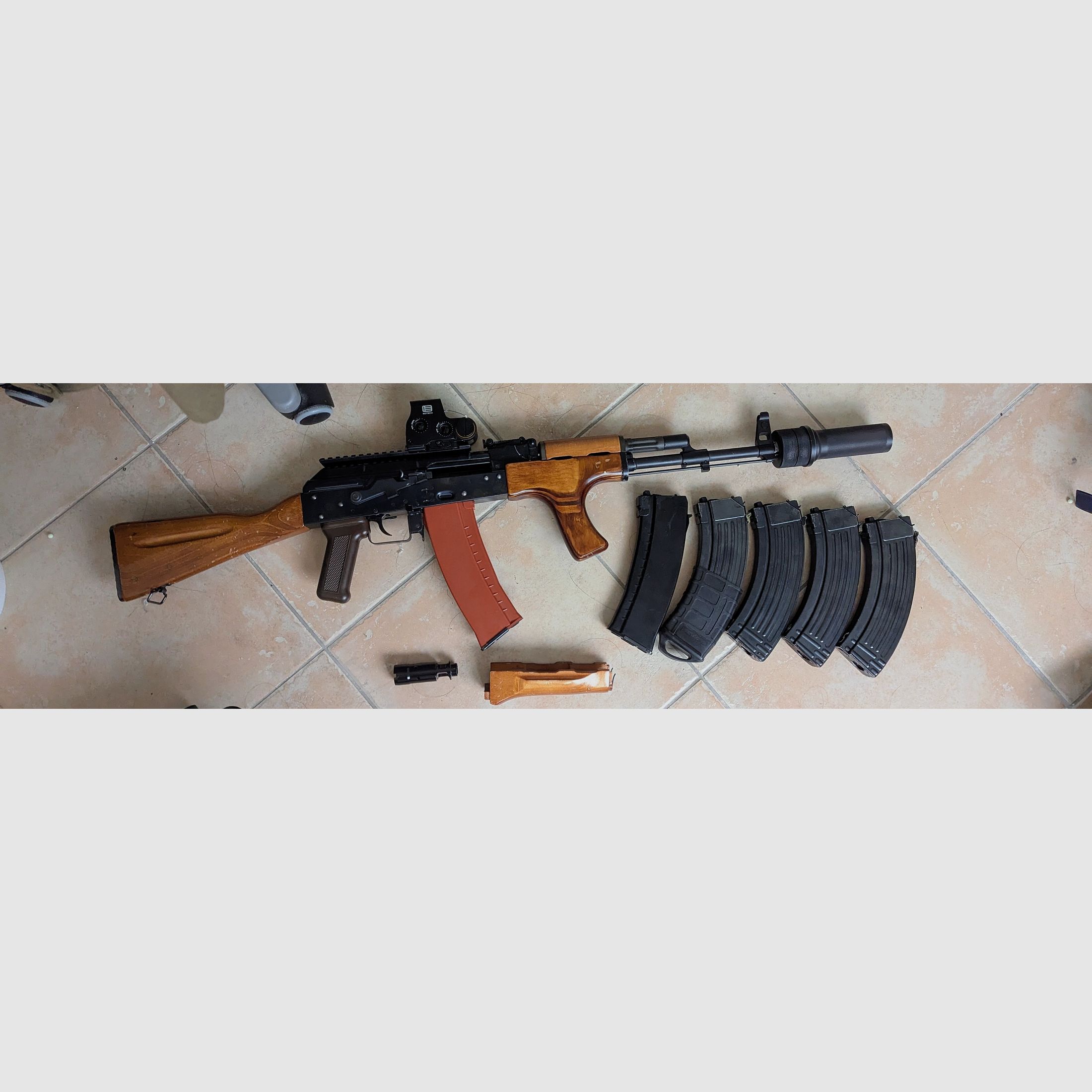 Airsoft madera real acero AK 74 GBBR