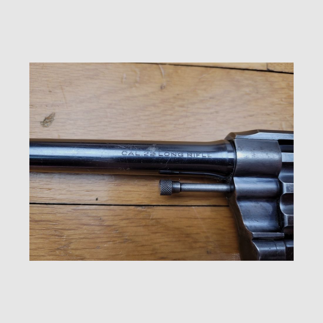 Bardzo rzadki „Revolver” Colt Camp Perry – kal. 22LR – wyprodukowany w 1931 roku – 8 cali – 2.500 egzemplarzy! – W doskonałym stanie!, zdjęcie 7 z 24