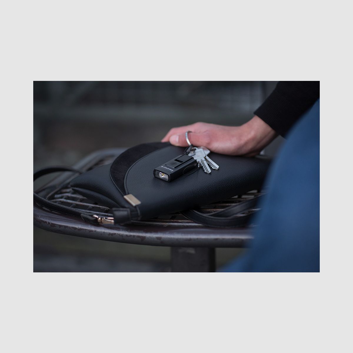 LEDLENSER Schlüsselanhänger K6R Safety Grau