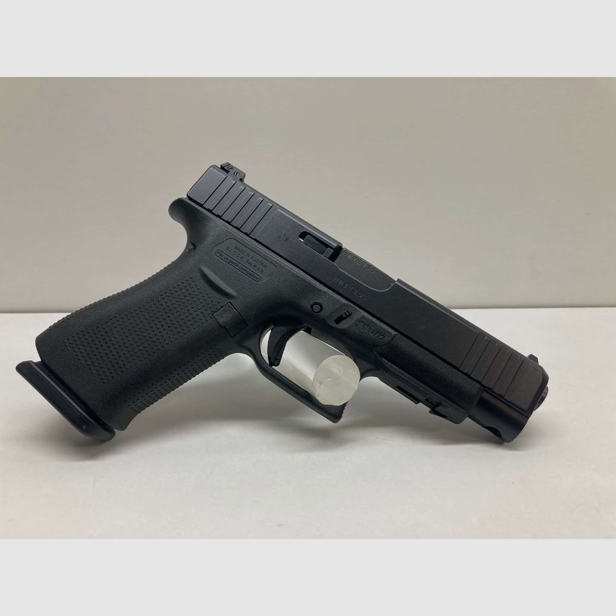GLOCK 48