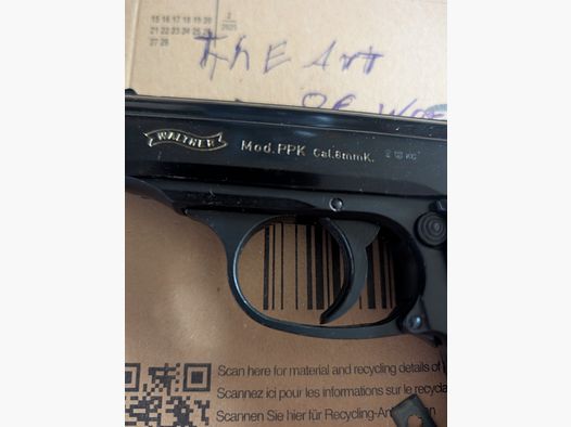 Walther ppk muss sie auch wieder die drei Teile eingebaut werden, dann funktioniert sie reibungslos
