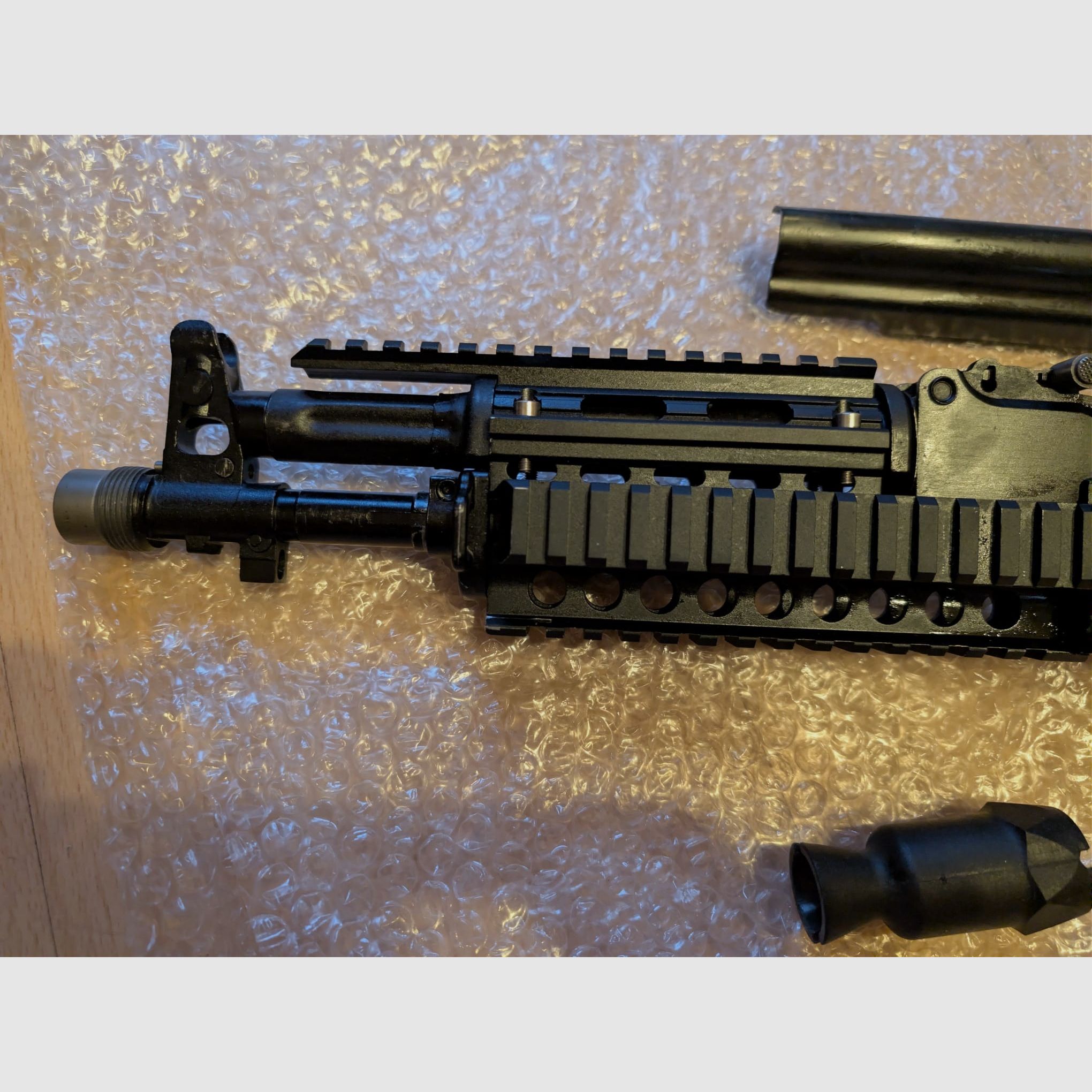 MWM Gillmann Yunker 4 CO22 AK74 fucile ad aria | Cal. 4,5 mm BB | Originale IZHMASH produzione | con impugnatura anteriore Picatinny & PK - 3 impugnature e compensatore decorativo