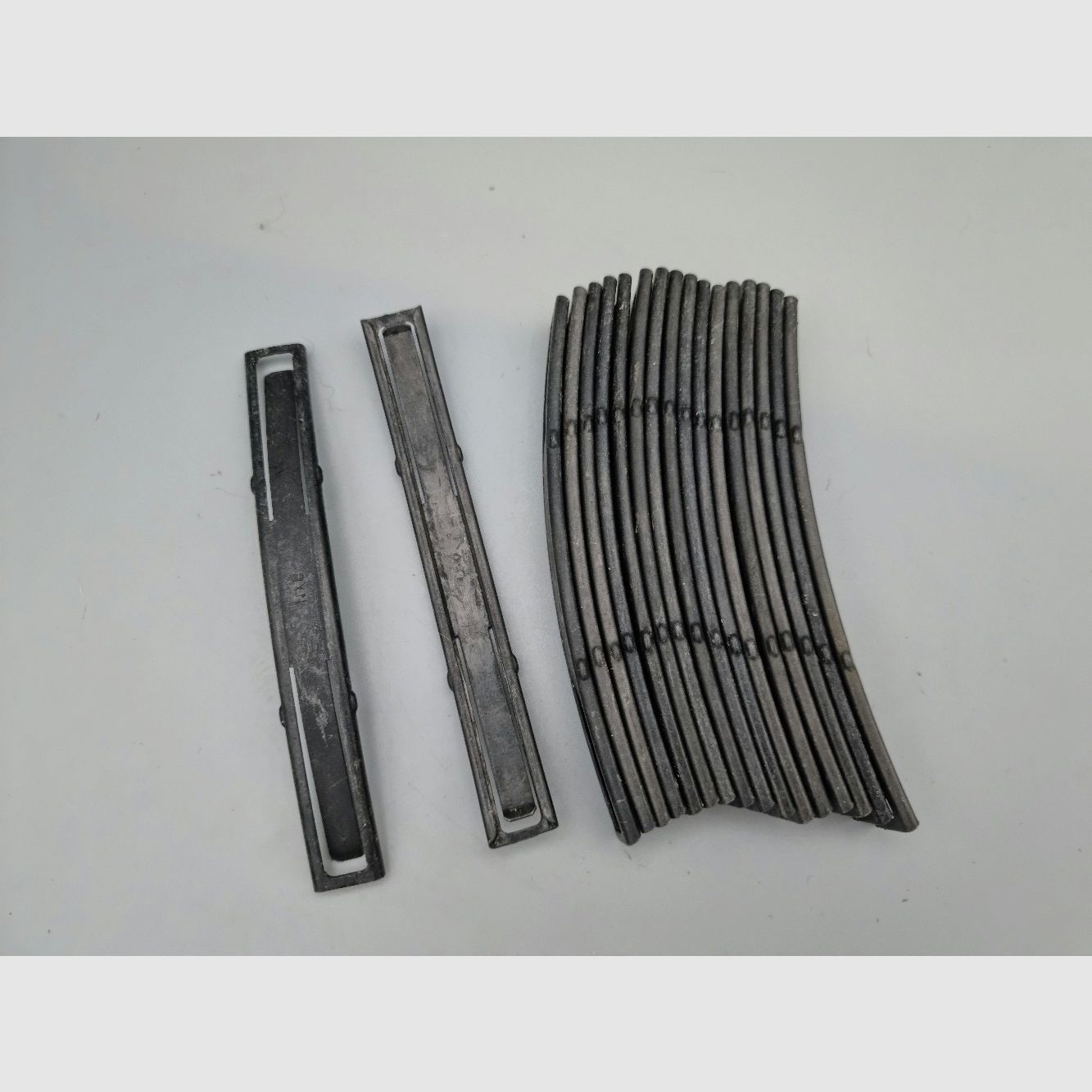 18x Simonov SKS stripper clips 7.62x39 - 10 rounds - surplus - also suitable for Samopal/CSA VZ58