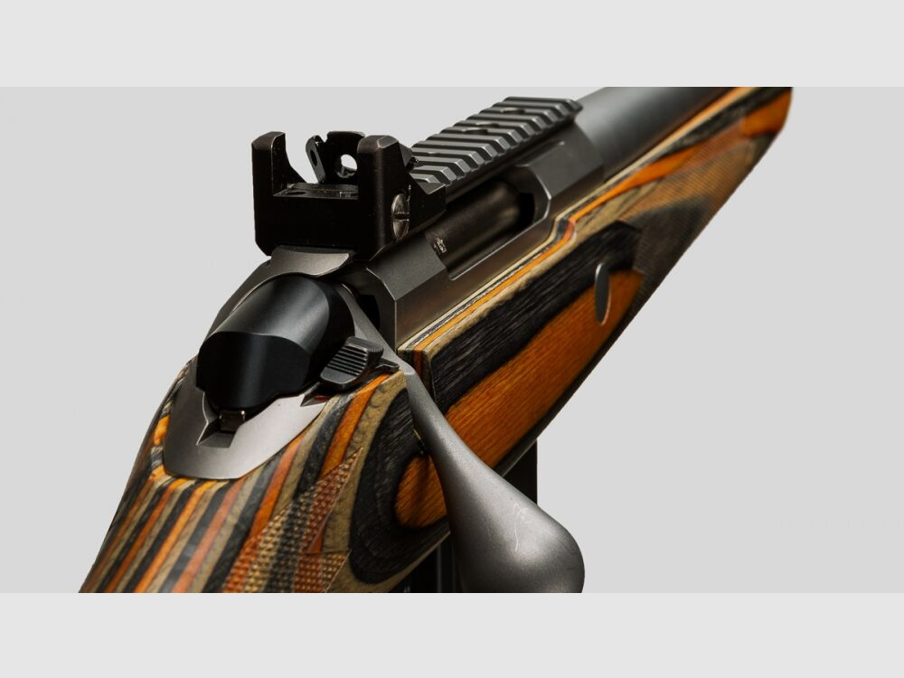 Tikka bolt-action rifle T3x Arctic