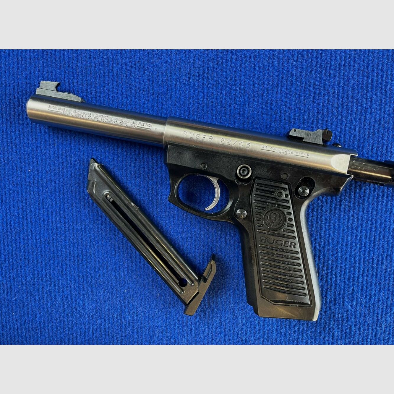 Ruger (MK 2) 22/45 - .22LR