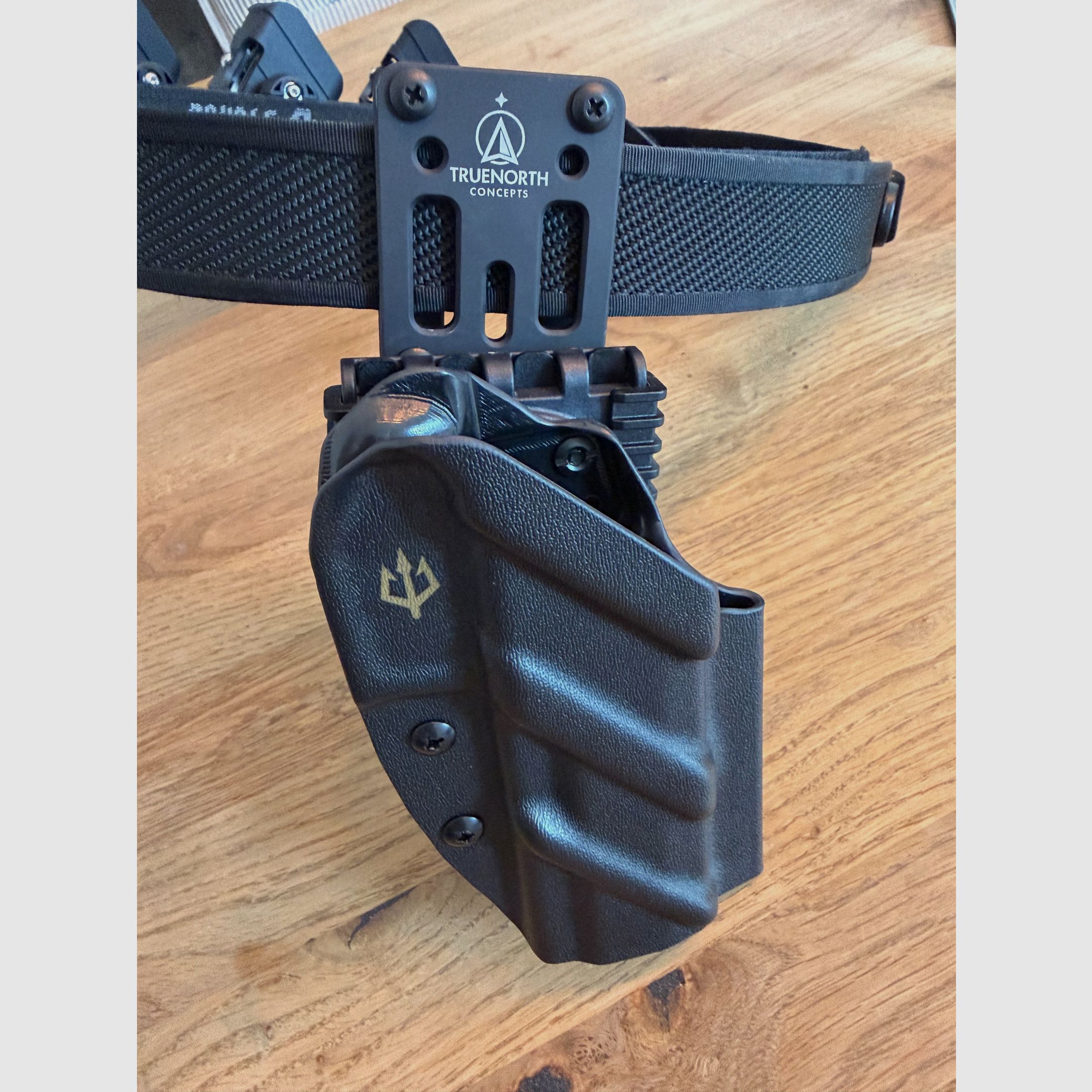 Black Trident Holster Loki P320 / als nieuw, afbeelding 1 van 3
