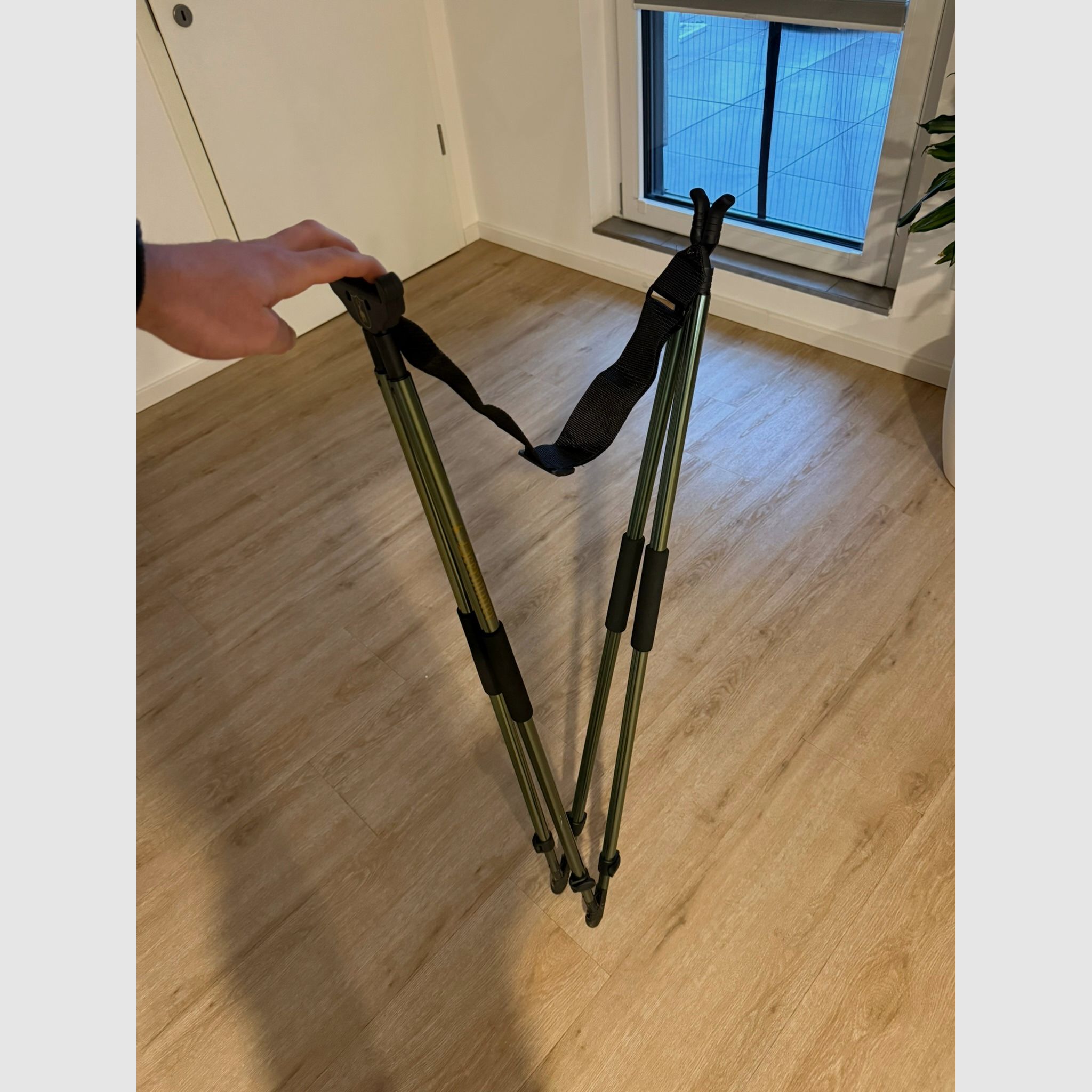 Deerhunter shooting stick