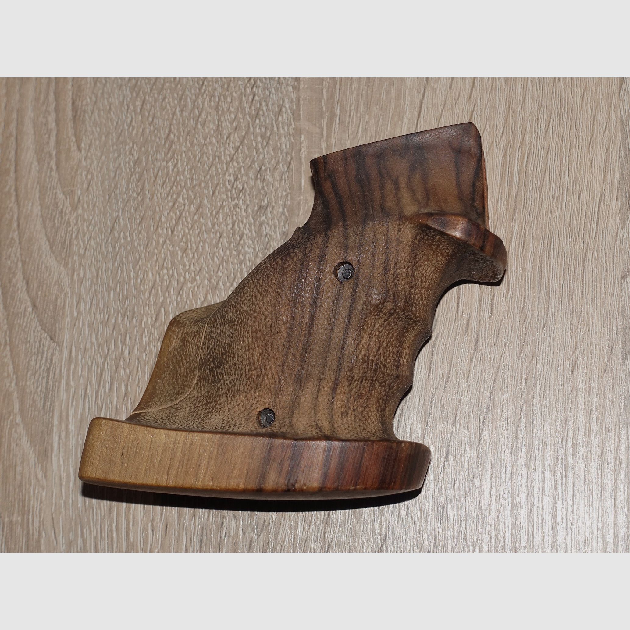 Empuñadura para FWB LP2 / C20 pistola de competición en muy buen estado, sin tratar