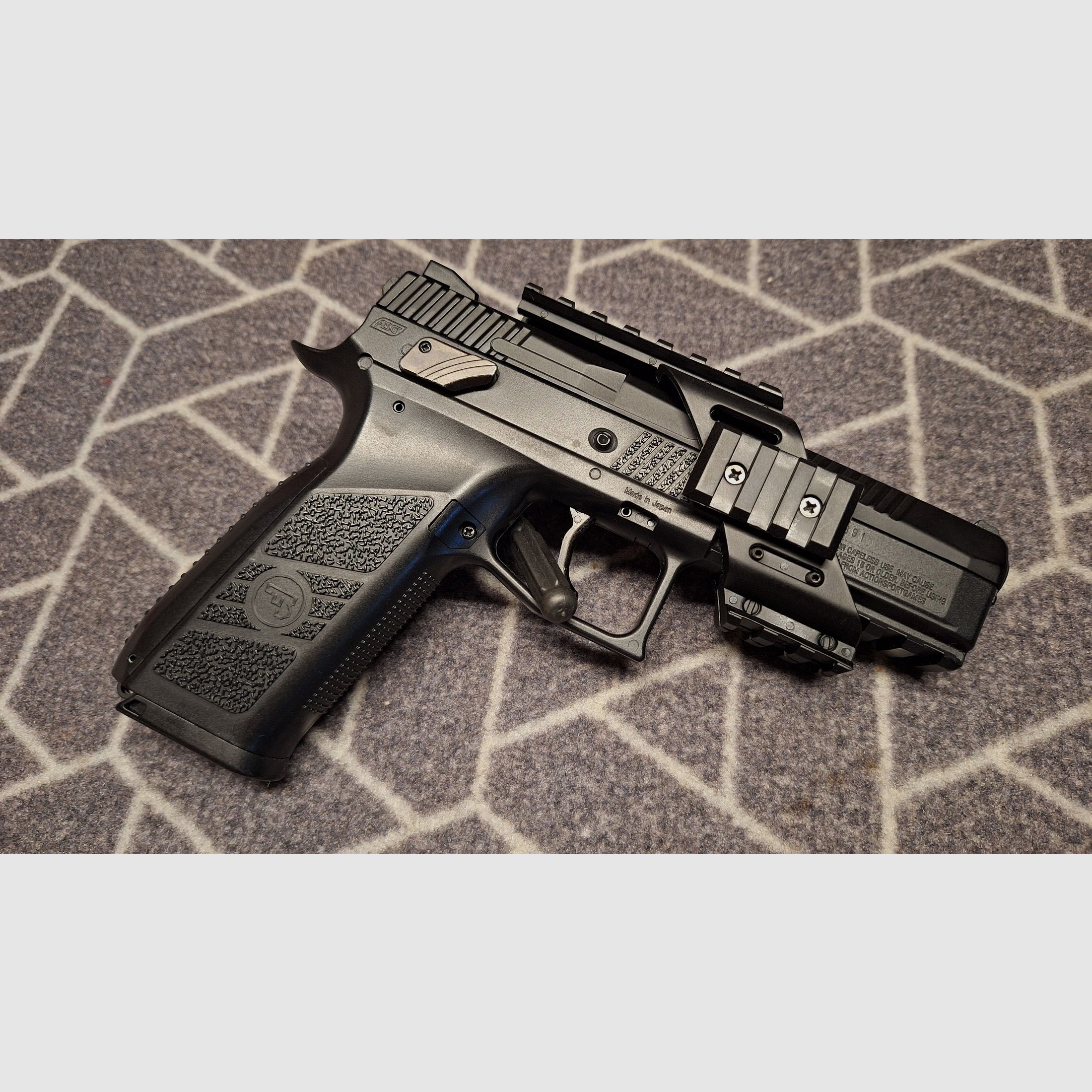 CZ P-09 Duty 4,5 mm Diabolo/Stahl BB Co2-Pistole Blow Back, Bild 1 von 12