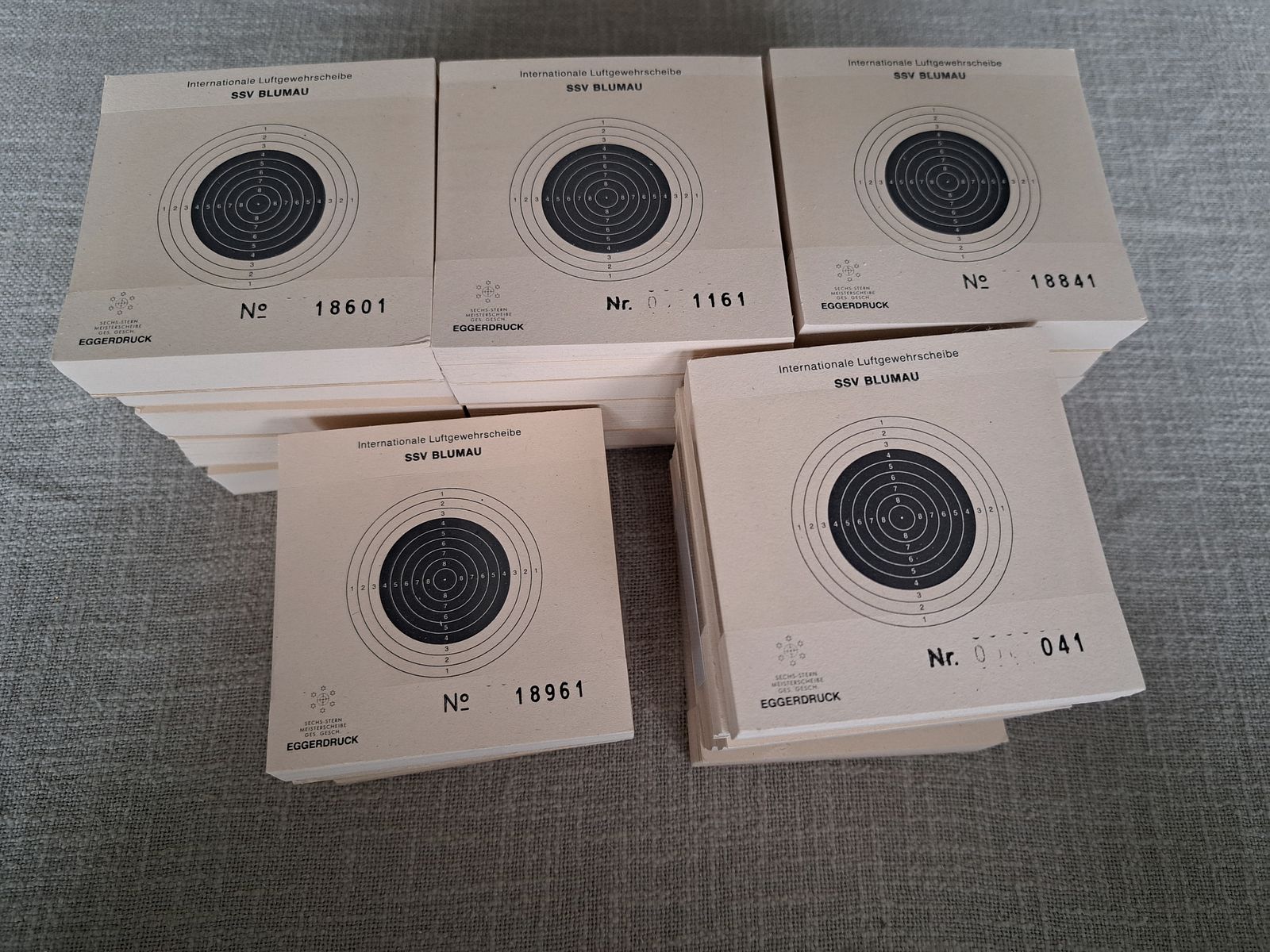 23 x 40 (+2 proefschijven) doelwitten voor luchtgeweer (10-ringschijven)