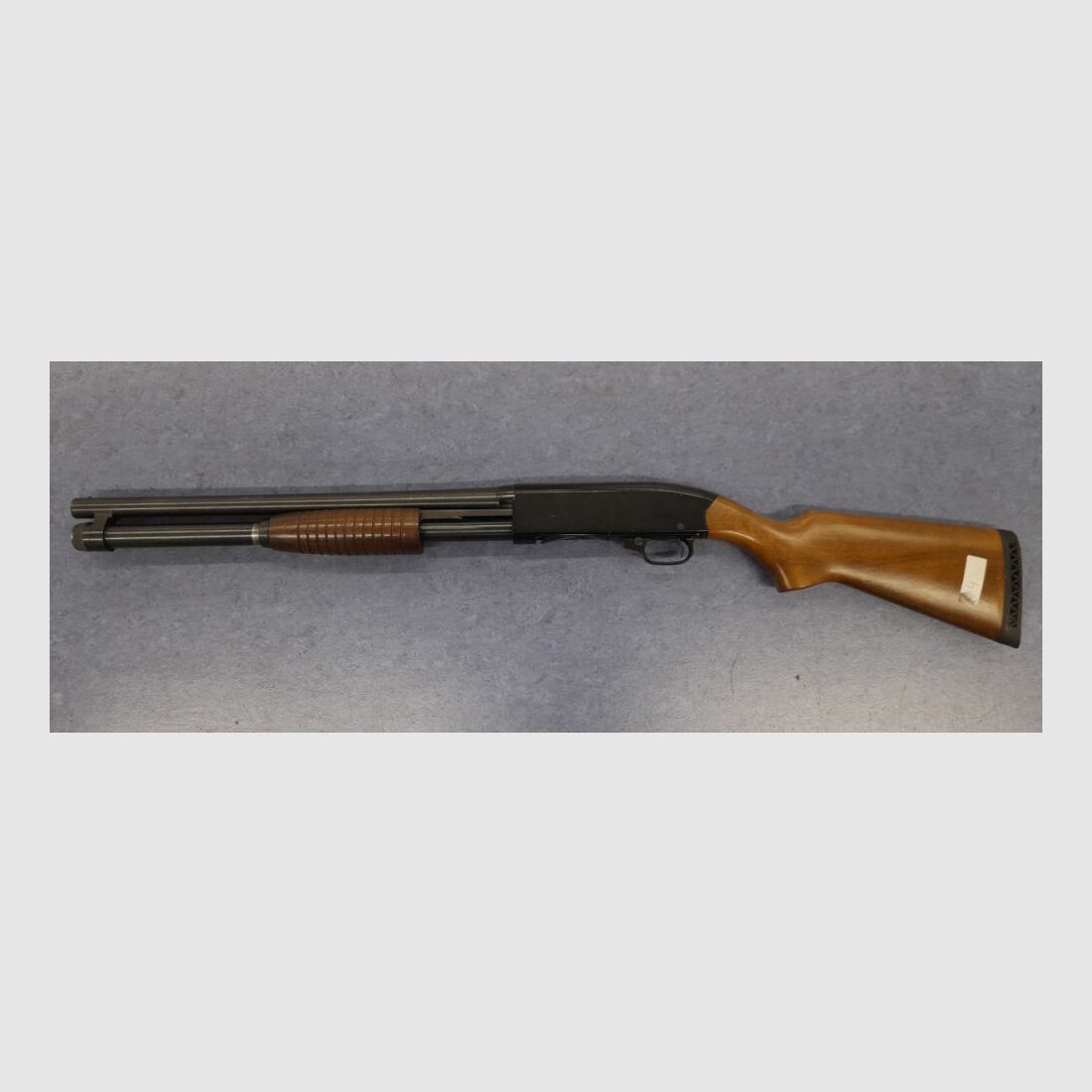 WINCHESTER 1200, KALIBER 12/76 VORDERSCHAFTREPETIERFLINTE