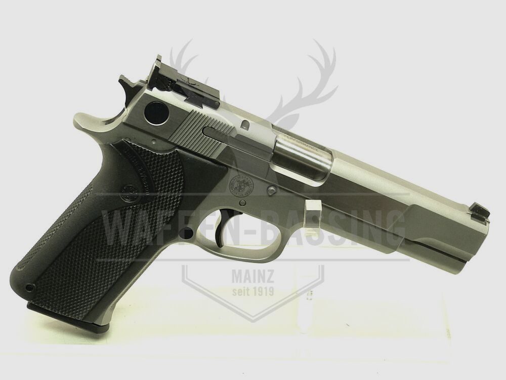 Smith & Wesson PC 845