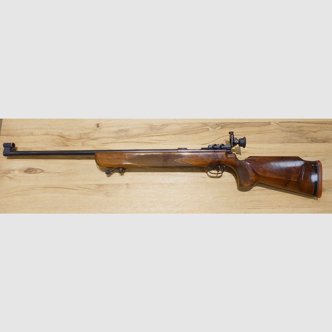 Repetitiegeweer Carl Walther Eenling Mod. Match Kal. .22lr.