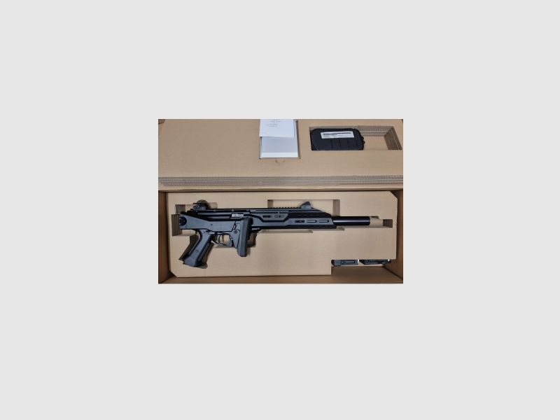 Carabina Scorpion Evo 3 S1 de carga automática 9mm Luger con supresor falso