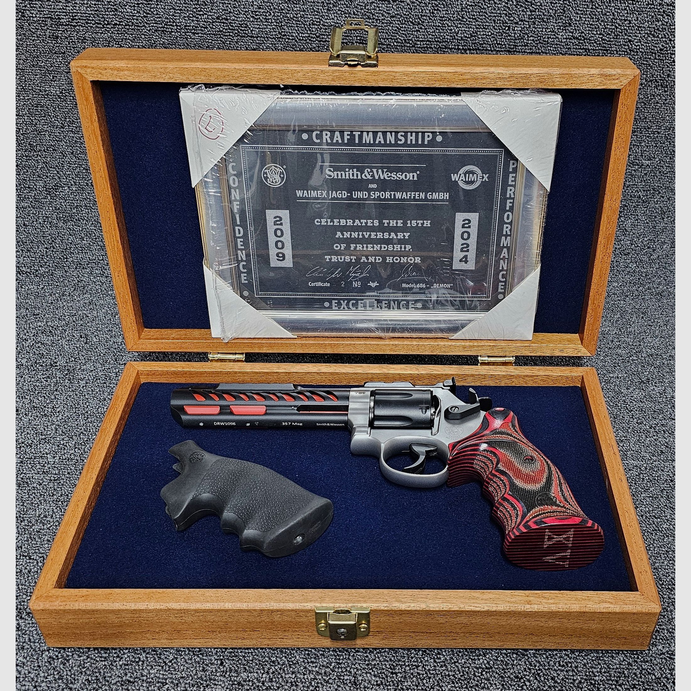 Smith & Wesson Revolver Modello 686 Demon 6" - NR 2!