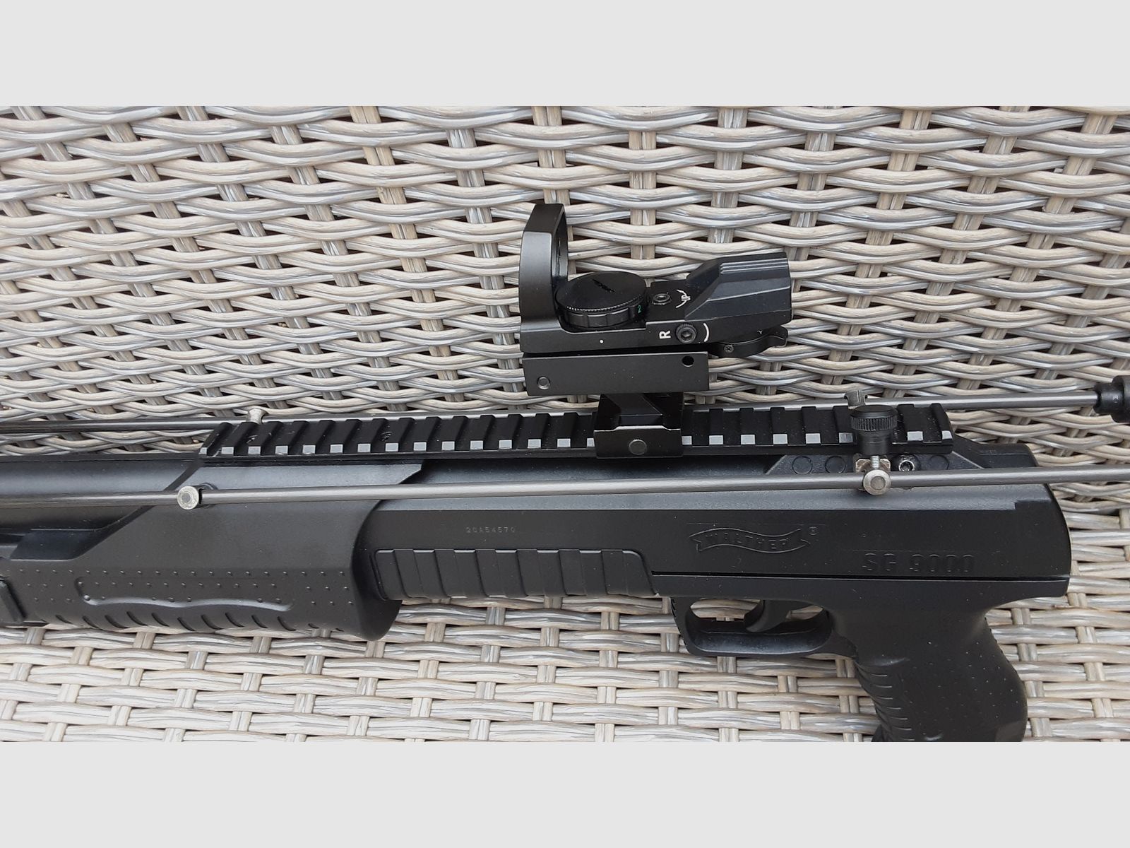 Unikat >>>>>Walther SG 9000 - 4,5 mm Stahl BB Co2  Umbau 