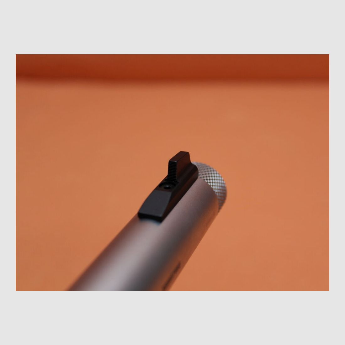 Ruger Ha.Pistol .22lr Ruger MARK IV Target Stainless THR 5.5" barrel/ thread 1/2-28 (.22lfB/.22L.R. MK4), image 4 of 7
