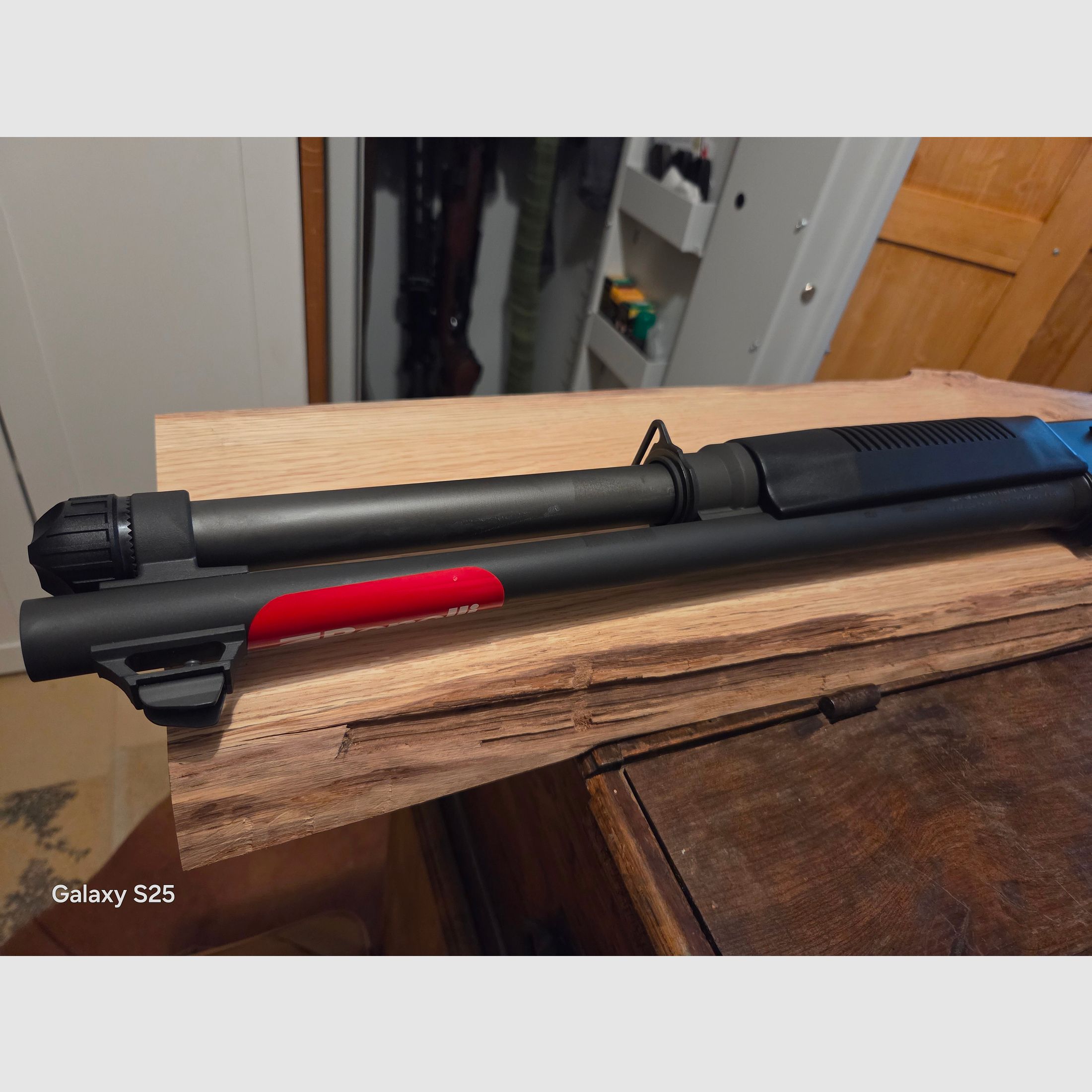 Vendo: Benelli M4 con culata retráctil! Como nuevo... o cambio/aceptación de pago...