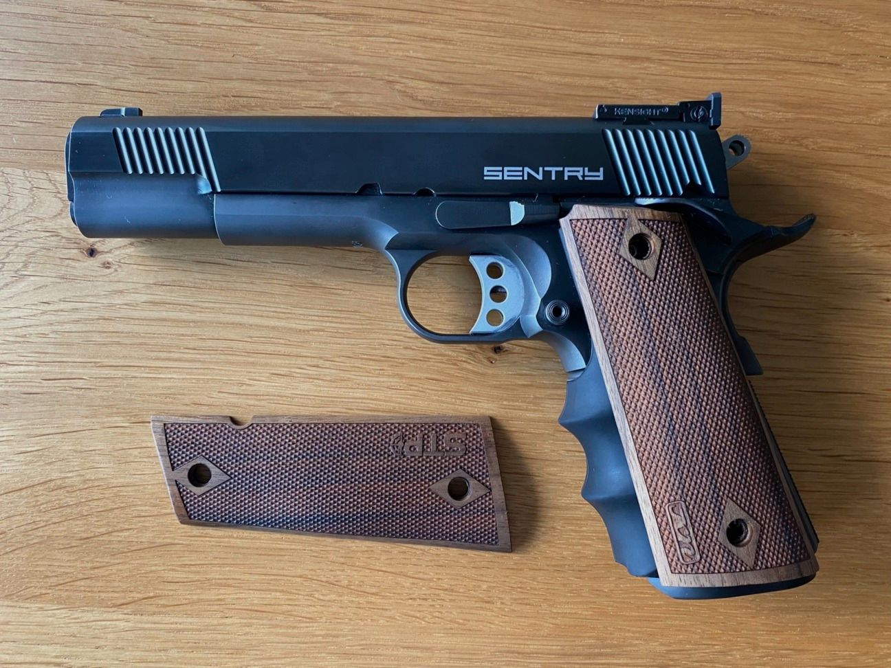 STP Sentry Kaliber .45 ACP, 5 Zoll