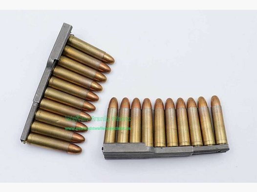USA, Vari caricabatterie per caricatori M1 .30M1/Carbine