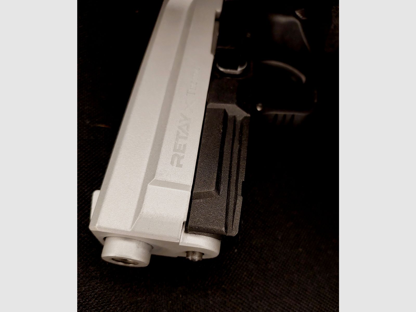 Retay X Treme Schreckschuss Pistole 9mm P.A.K. Nickel (PTB 1042), Bild 3 von 10