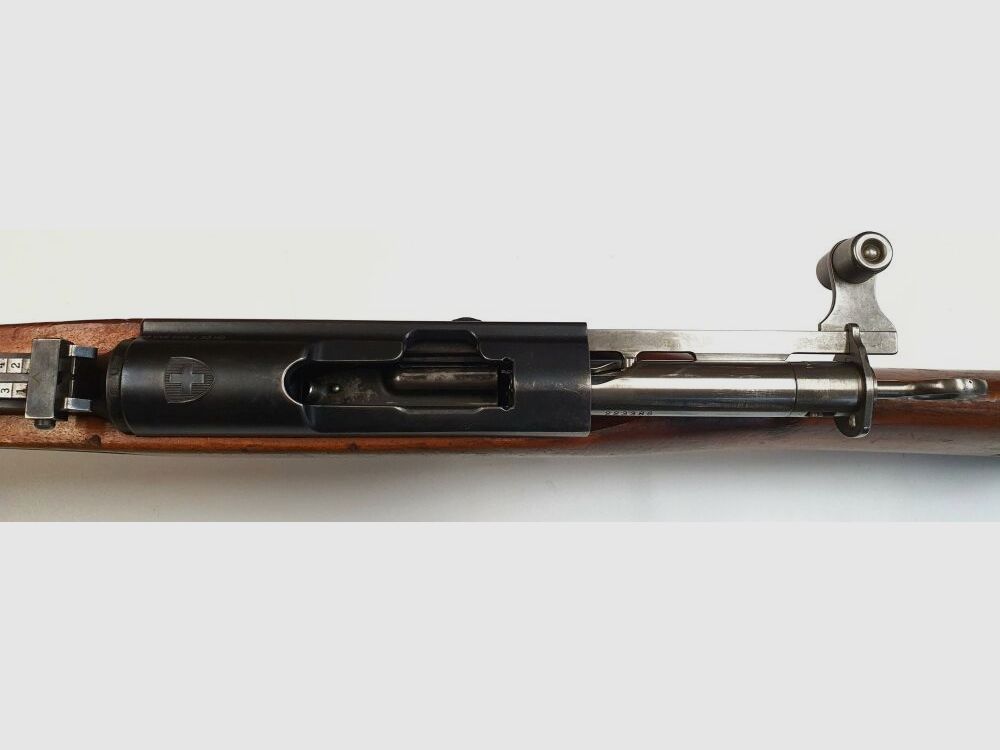 Fabryka broni Bern karabina powtarzalna Fabryka broni Bern Szwajcarski K31 Kaliber 7,5x55 szwajcarski całkowicie zgodne numery + bagnet