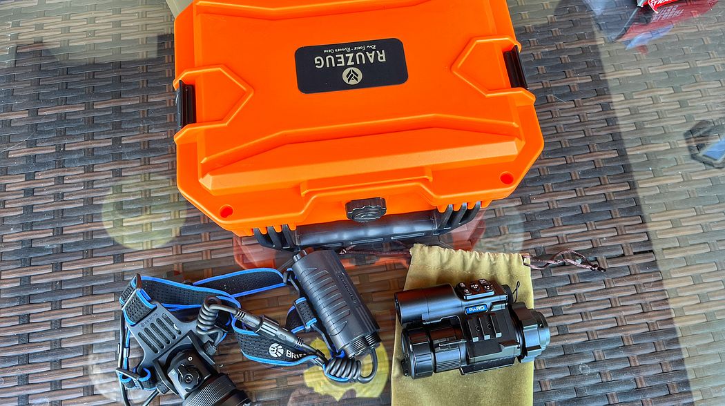 RAUZEUG RC300 – wasserdichter Koffer für Equipment und Kurzwaffen