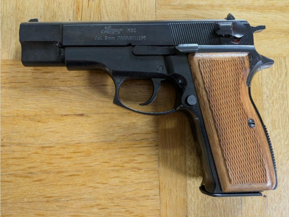 Luger M90