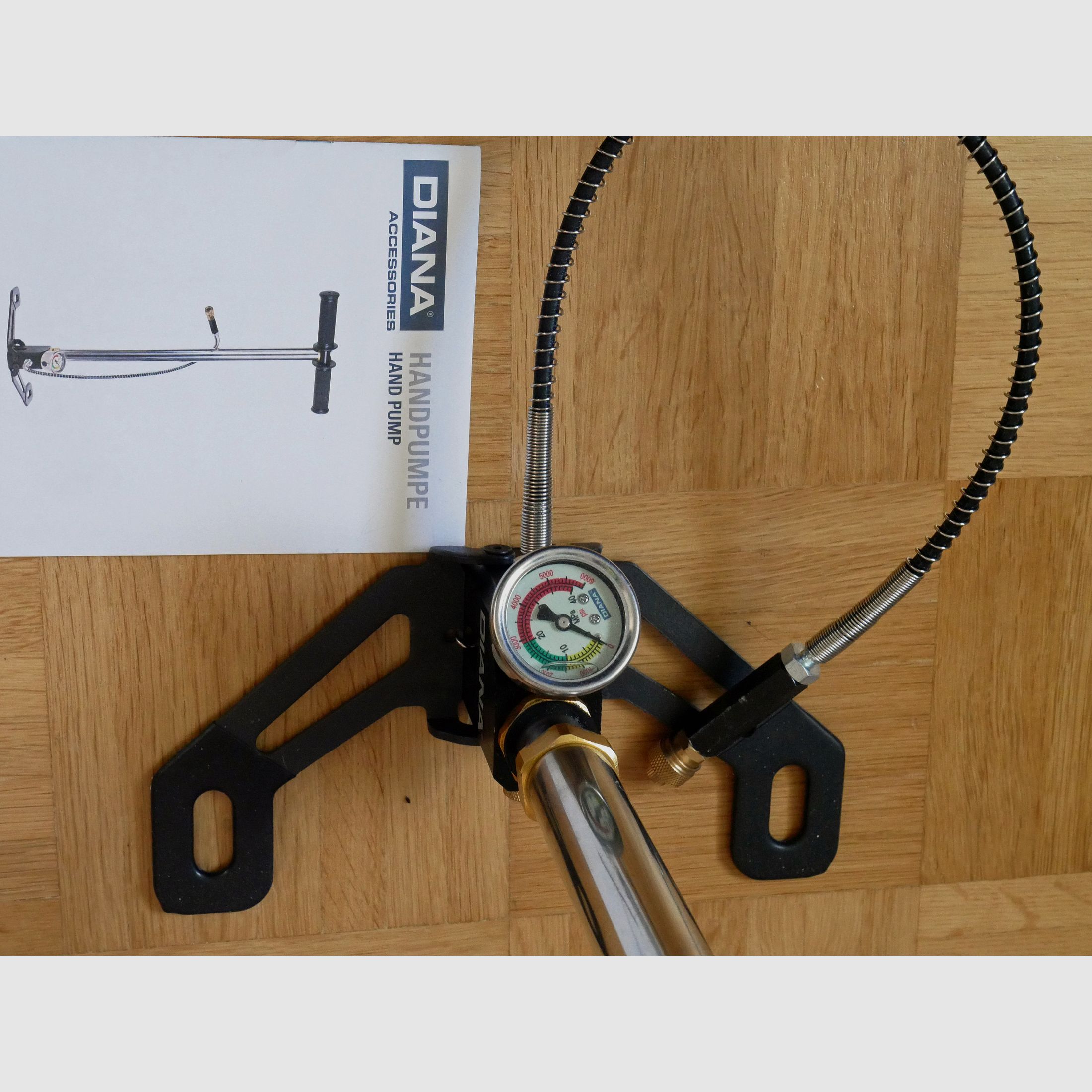 Kral Arms Puncher Nish S luchtgeweer kal. 5,5 mm met richtkijker, tas, Diana-pomp en demper - als nieuw -