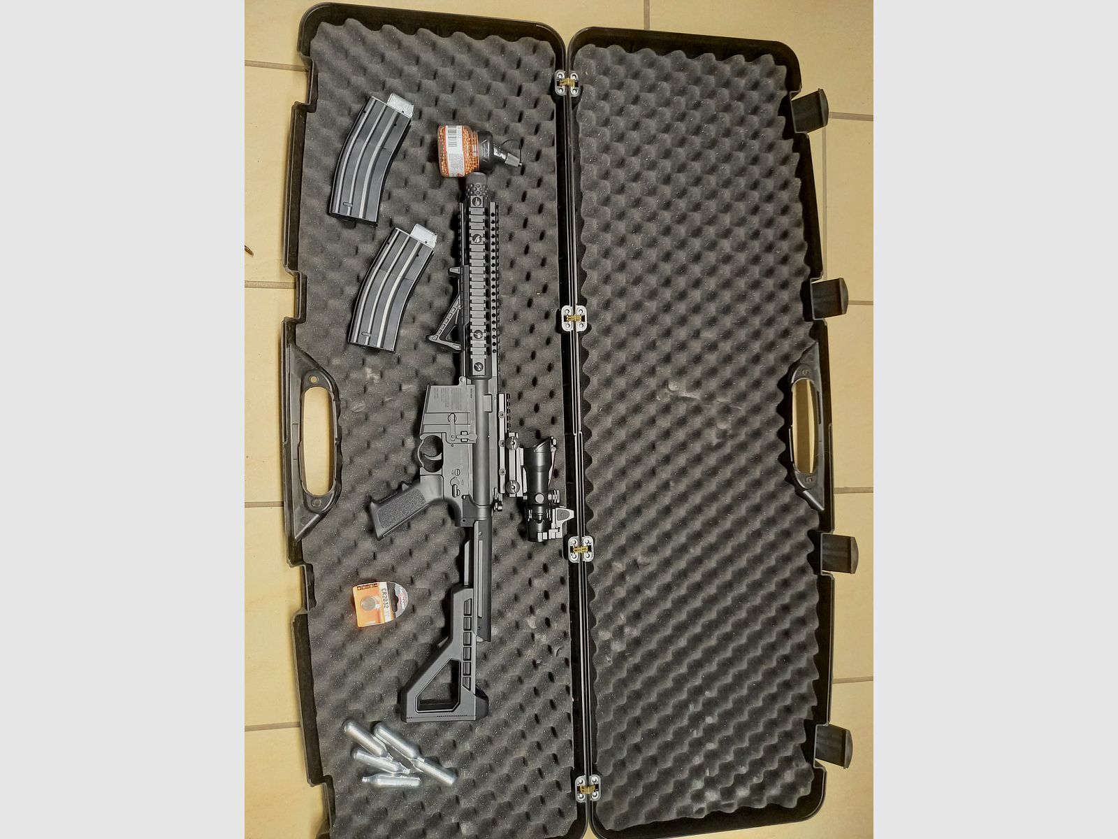 Crosman SBR - 4,5 mm staal BB Co2-geweer