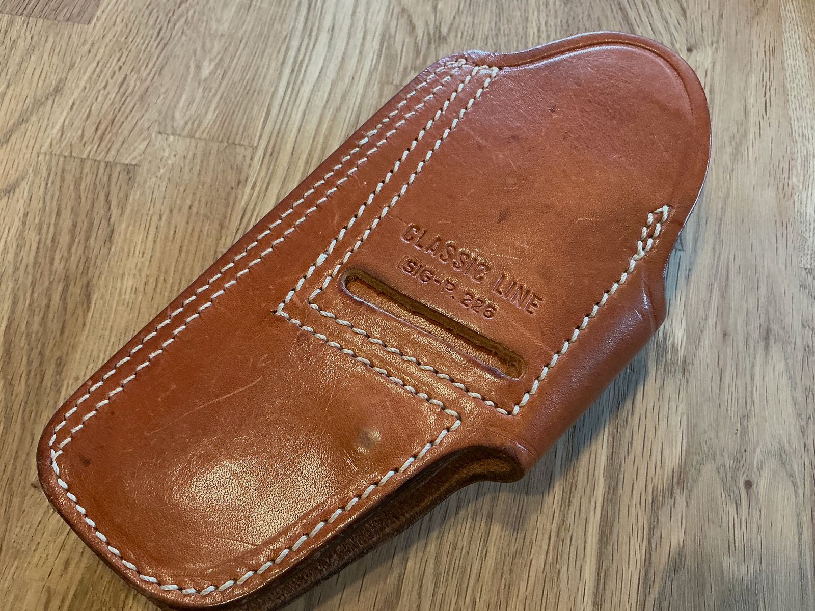 Pistol leather holster, brown, Classic Line SIG-P.226