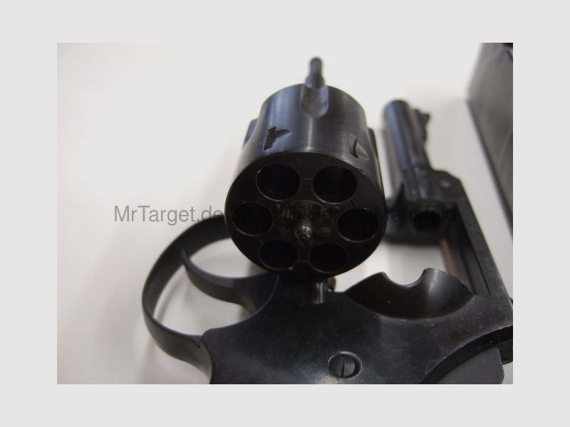 EM-GE Sports Equipment GmbH 323, 6-shot, LIKE NEW, 3"-run, from collection