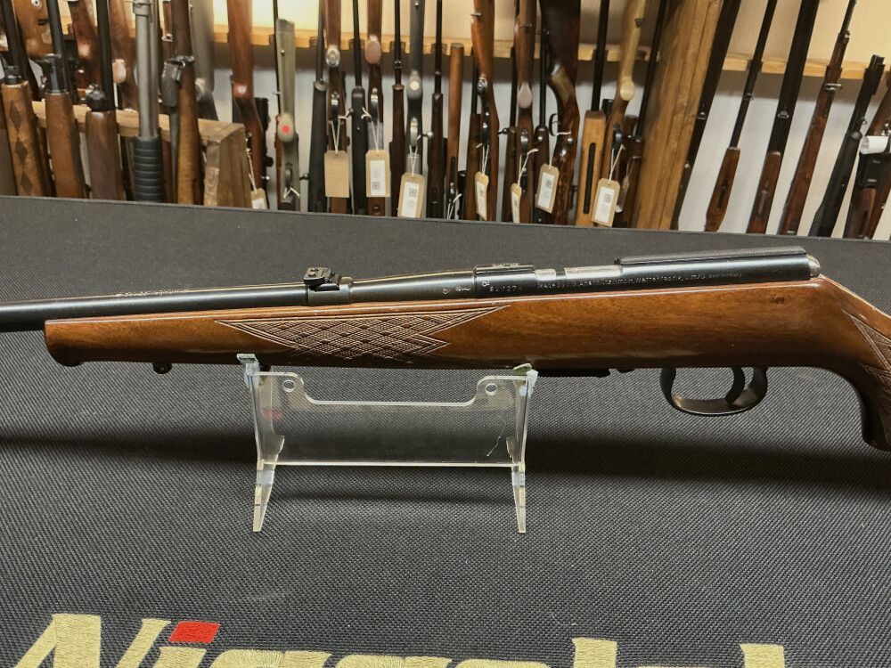 Anschütz 1516 .22WinMag