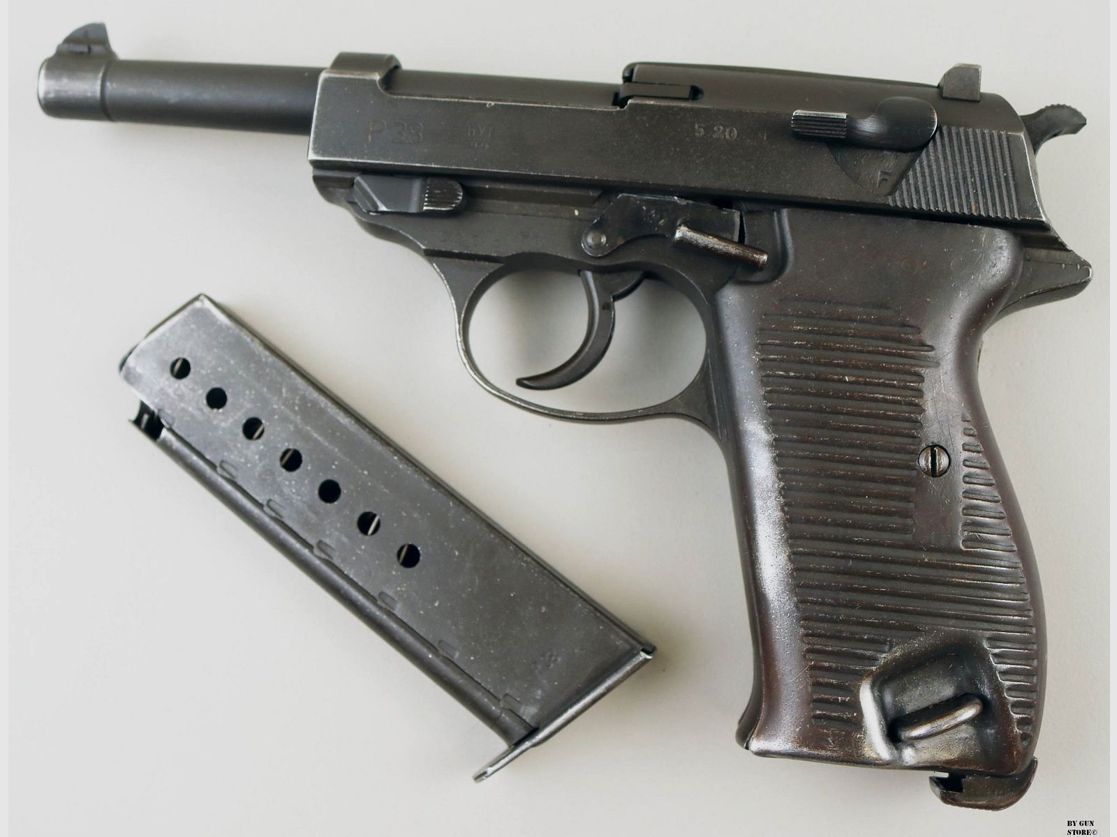 Mauser Pistool mod. P38 Byf44 Frans kal. 9×19 Para matr. 520g, afbeelding 15 van 16