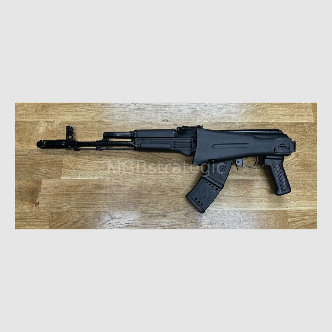 Kalashnikov USA - KR103 SFS mit Klappschaft 7,62x39	 1/1 ziviler Nachbau der legendären AK103 - System AK47 AKM AK74 - KR-103 SFS – 7.62x39mm Side Folding Rifle – Cold Hammer Forged