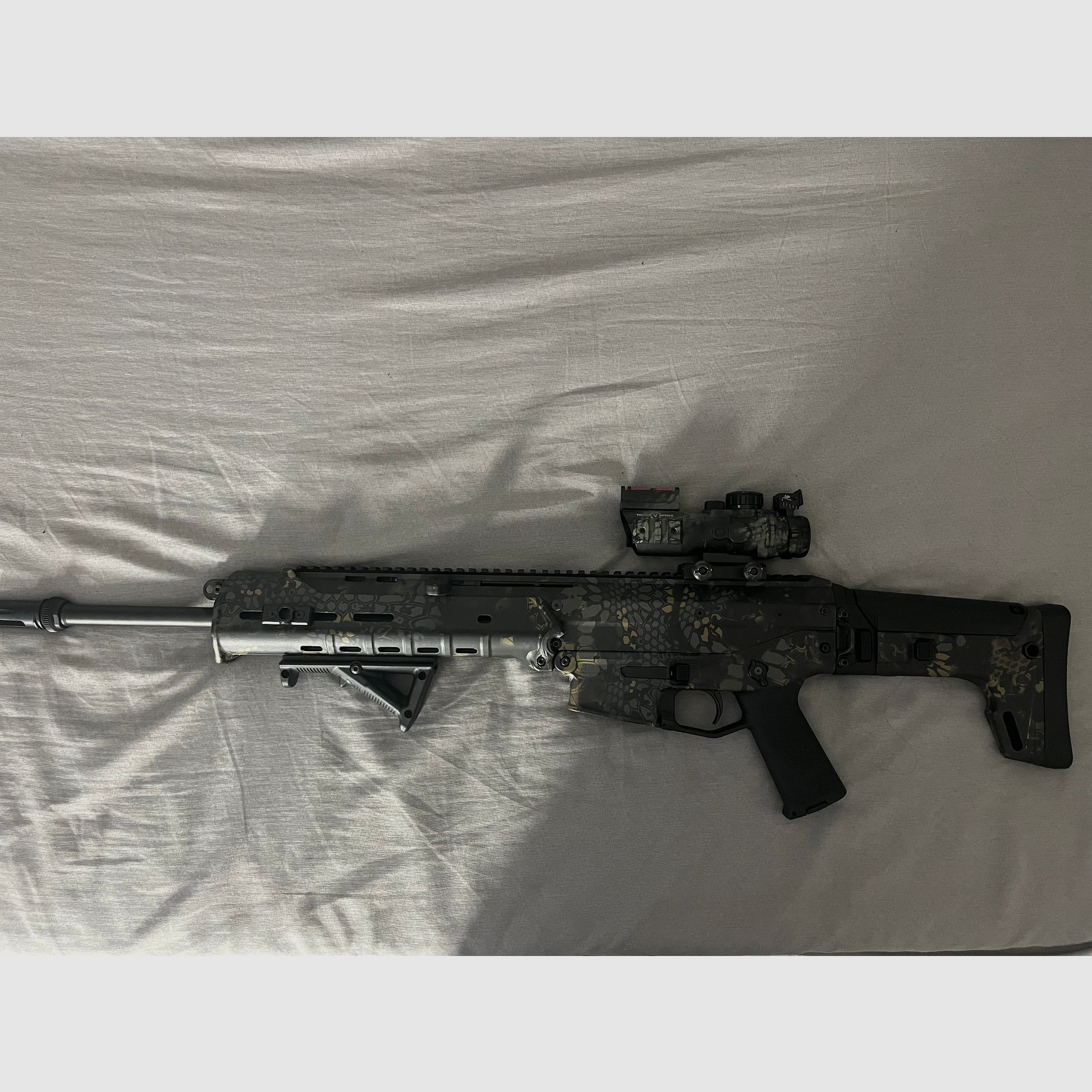  Bushmaster ACR (Adaptive Combat Rifle) ( Masada ) 223. REM