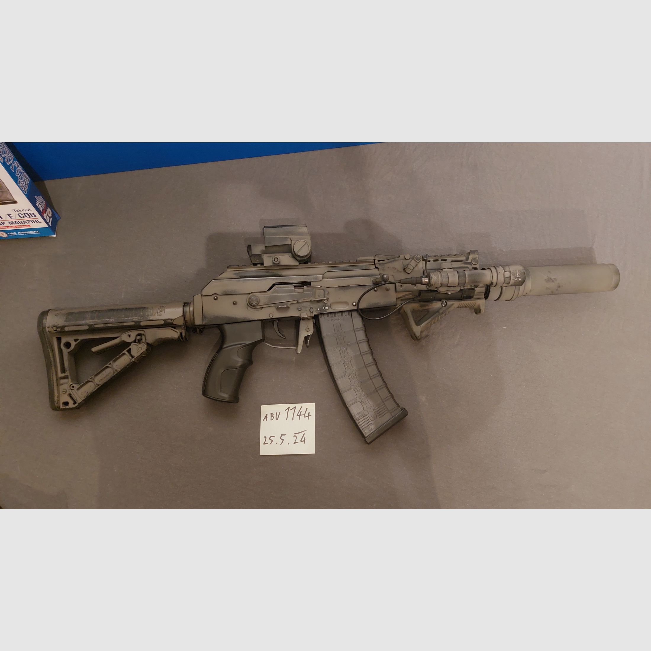 G&G Armament RK74 CQB AEG with E. T. U. including accessories