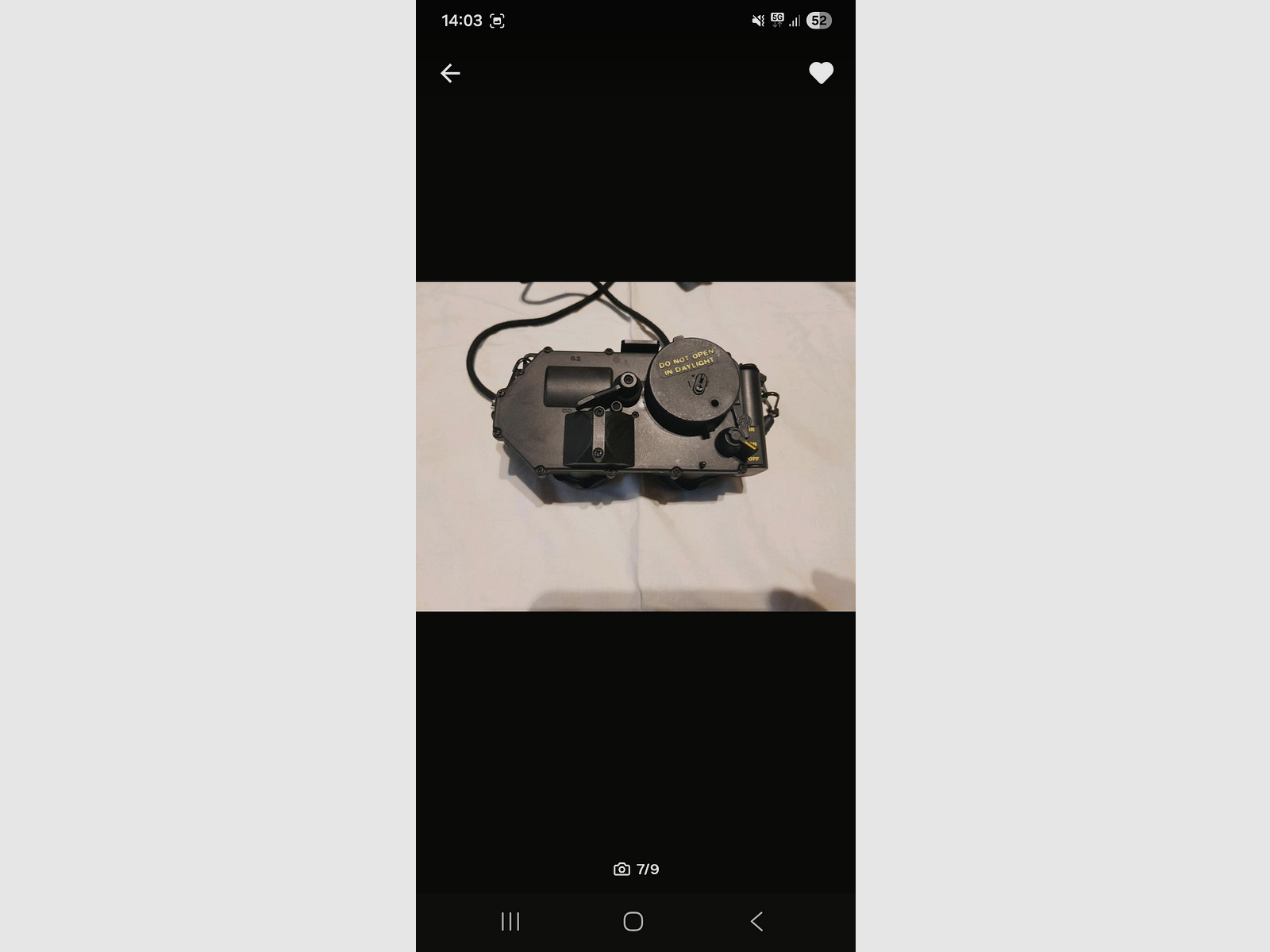 Night vision device residual light amplifier with helmet mount and carrying cap, so for wearing without a helmet